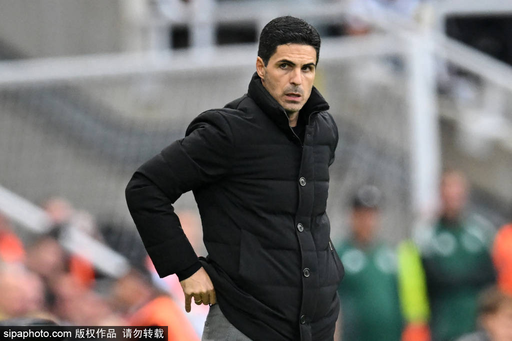 轰动！0比3不敌纽卡穆帅称结果公平，戈登的表现是关键